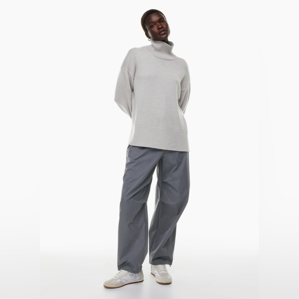 Aritzia The Group by Babaton Emerson Pant | Grey | Size 8